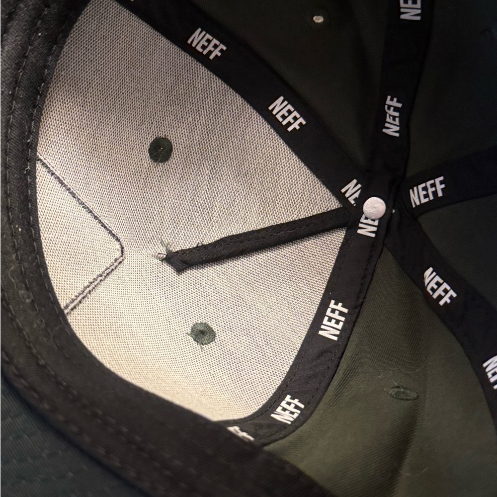 Neff Dark Green Cap with Triangle Logo NWT - Picture 6 of 7